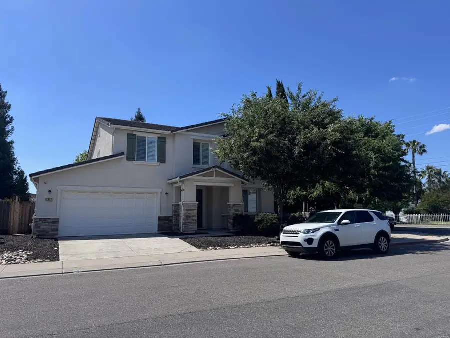 1817 Thomas Court, Modesto, CA 95355 - #2