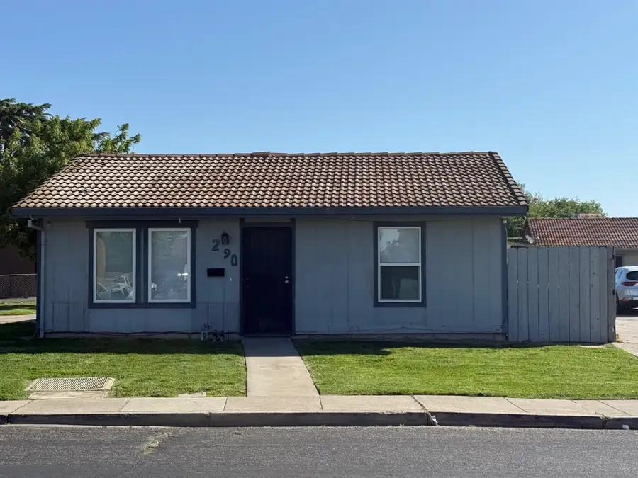 290 Northwoods Avenue, Manteca, CA 95336 - #2