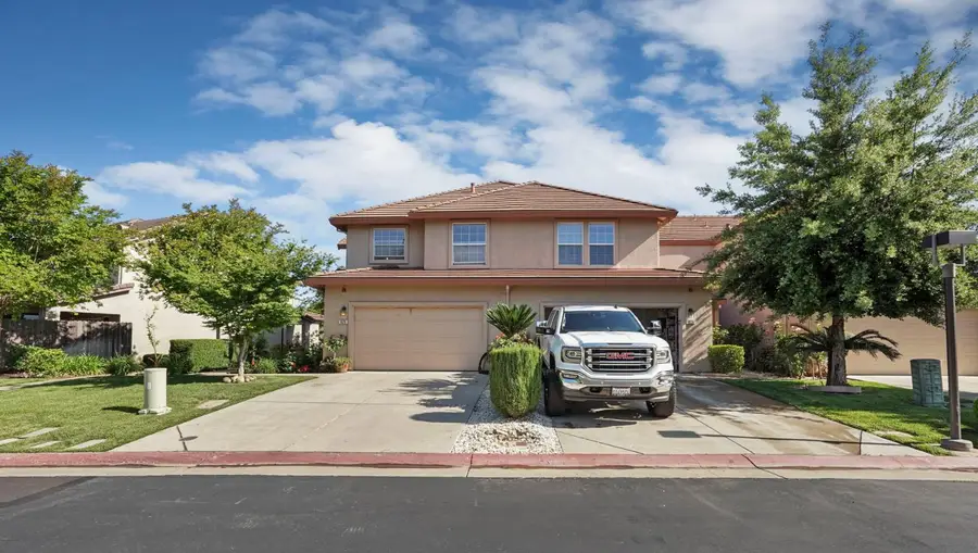 825 Polar Bear Circle, Galt, CA 95632 - #2