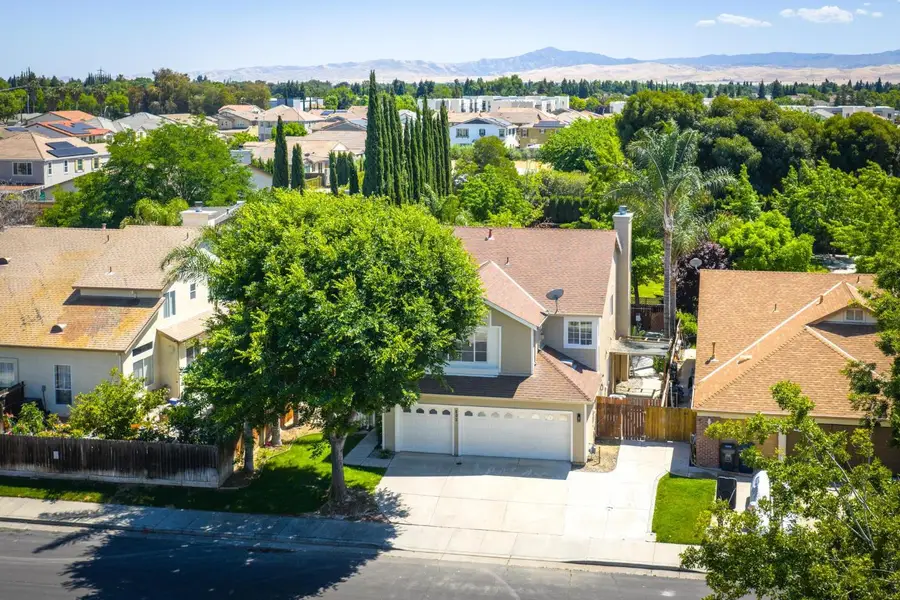 430 De Bord, Tracy, CA 95376 - #3