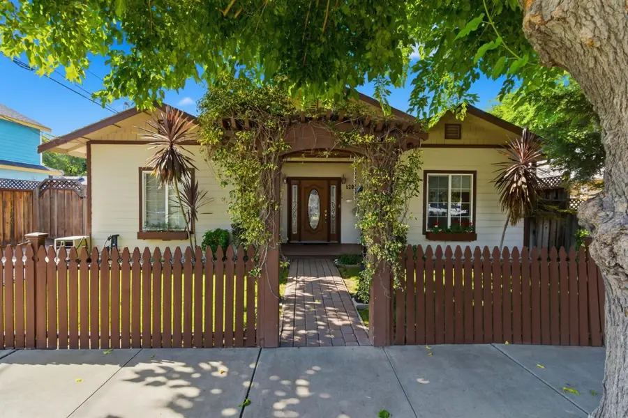 520 W 9th Street, Tracy, CA 95376 - #3