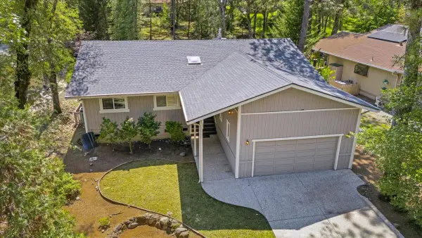 19555 Chaparral Circle, Penn Valley, CA 95946