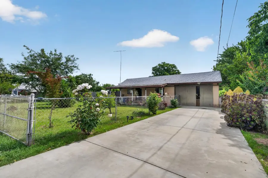 432 S Abbie Street, Empire, CA 95319 - #2