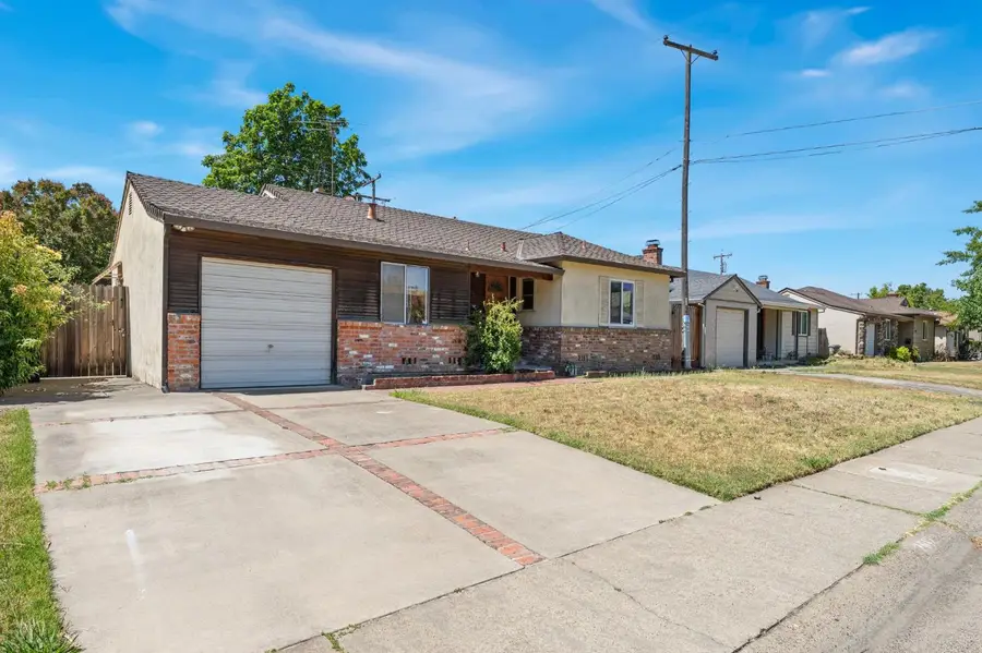 2512 Brentley Drive, Sacramento, CA 95822 - #2