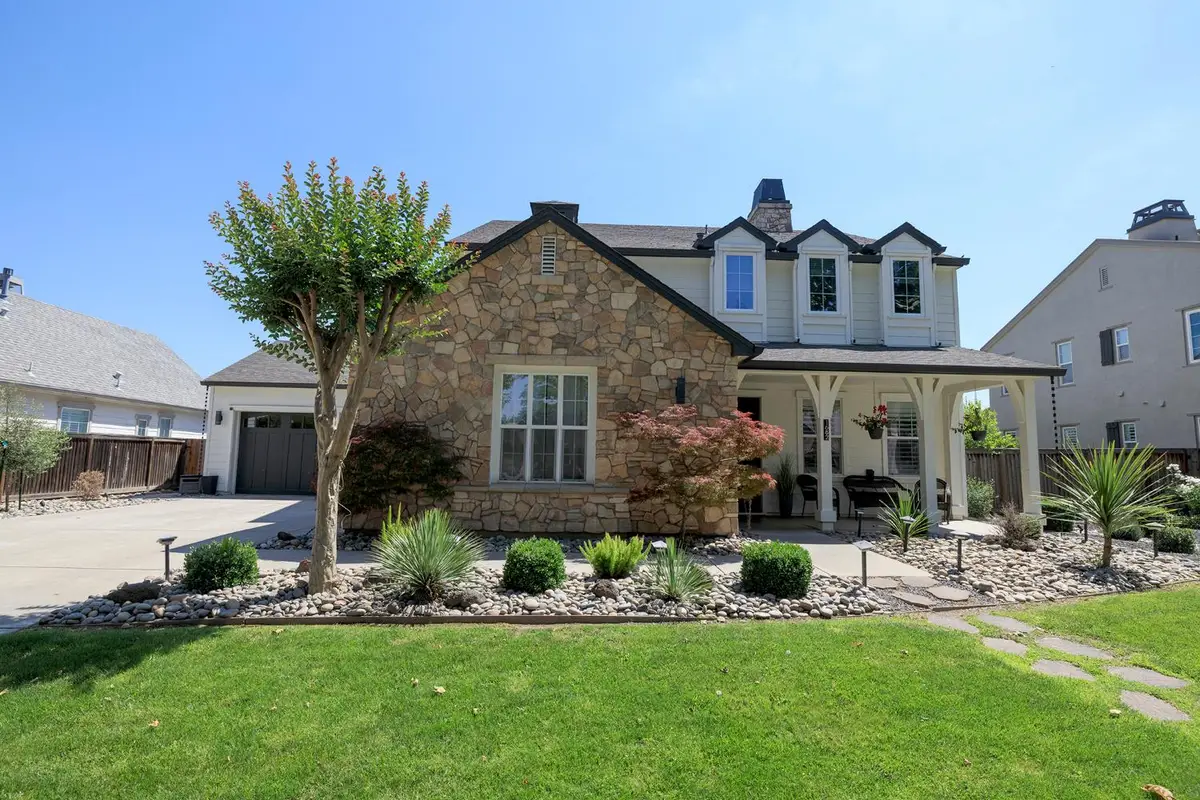 1682 Fairway Oaks Court, Ripon, CA 95366 - #1
