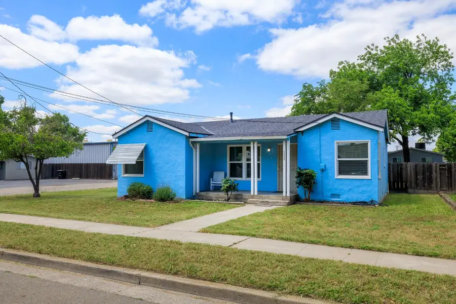 1732 2nd Street, Escalon, CA 95320 - #2