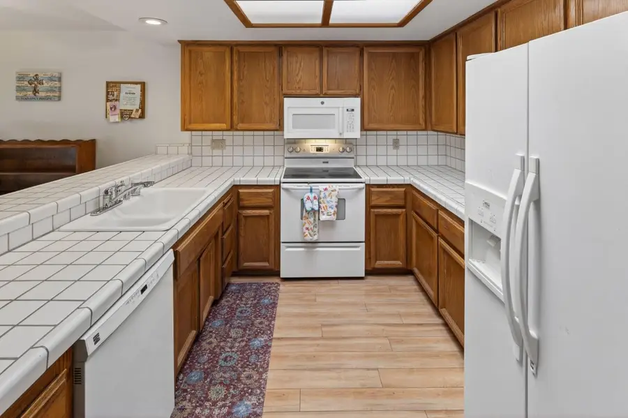 7440 W Black Tree Lane, Citrus Heights, CA 95610 - #2
