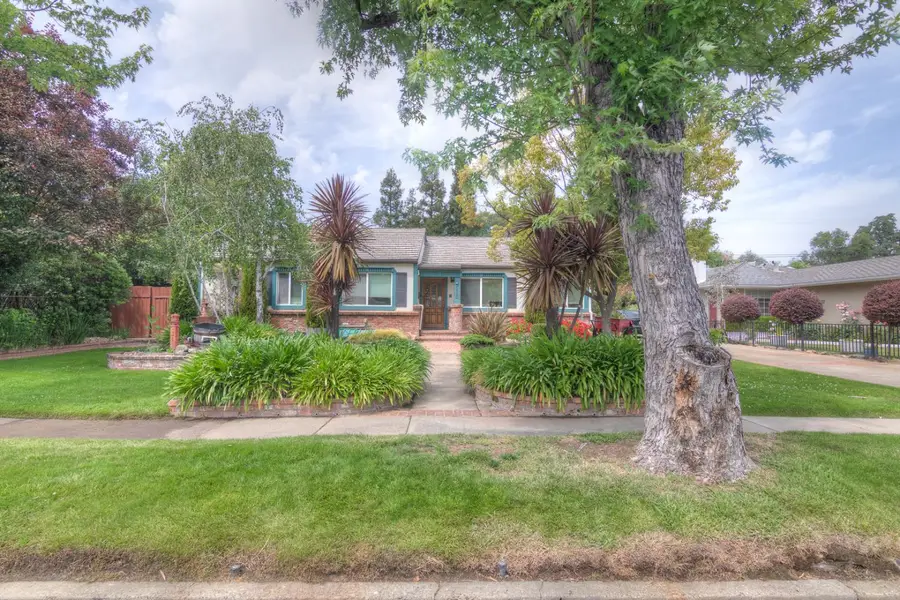 115 Alta Vista Avenue, Roseville, CA 95678 - #2