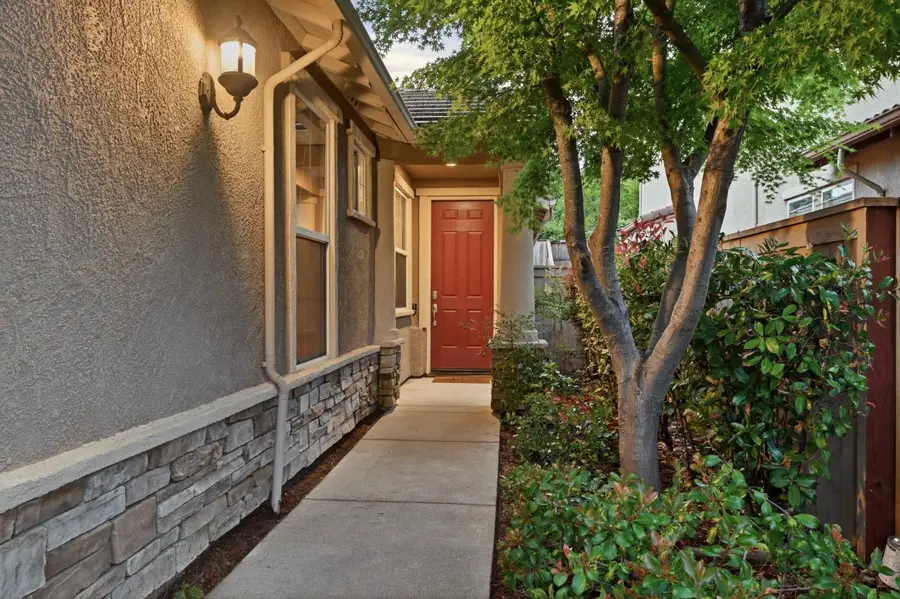 1528 Hammond Court, Folsom, CA 95630 - #2
