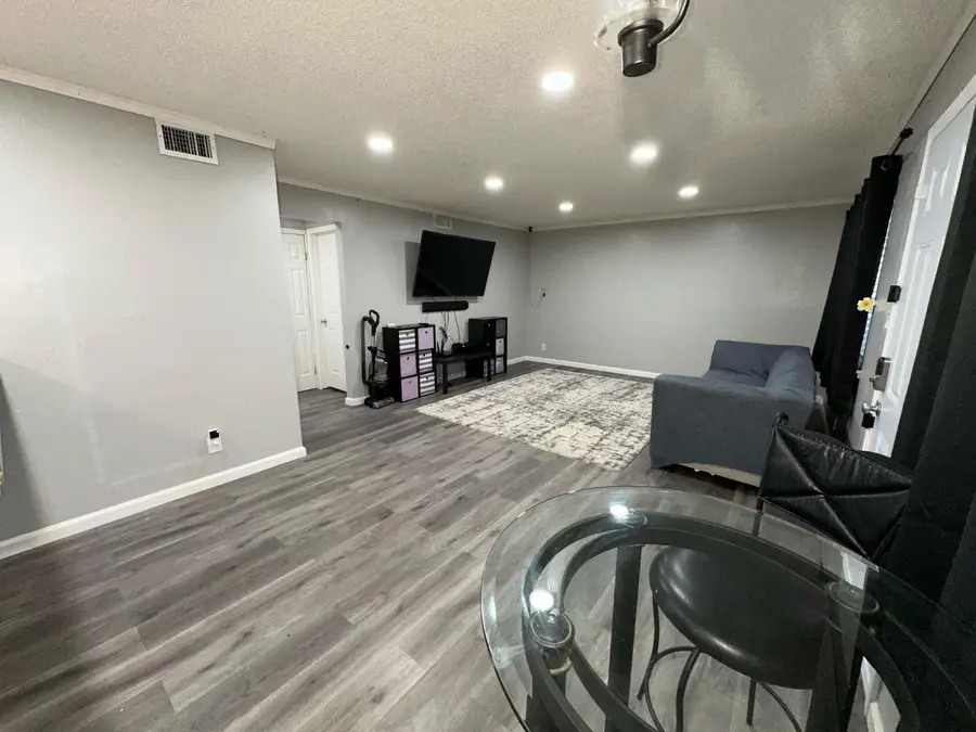 7392 Franklin Boulevard #1, Sacramento, CA 95823 - #3