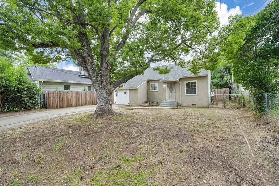 3952 28th Street, Sacramento, CA 95820 - #2