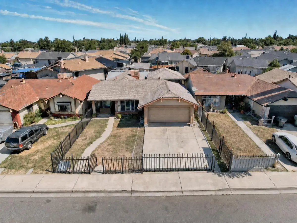 2013 Robertson Road, Modesto, CA 95351 - #1