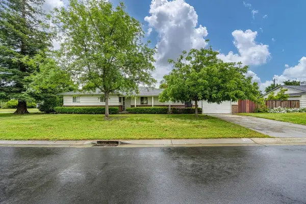 3230 Balmoral Drive, Sacramento, CA 95821