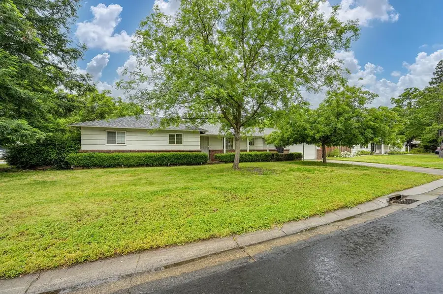 3230 Balmoral Drive, Sacramento, CA 95821 - #3