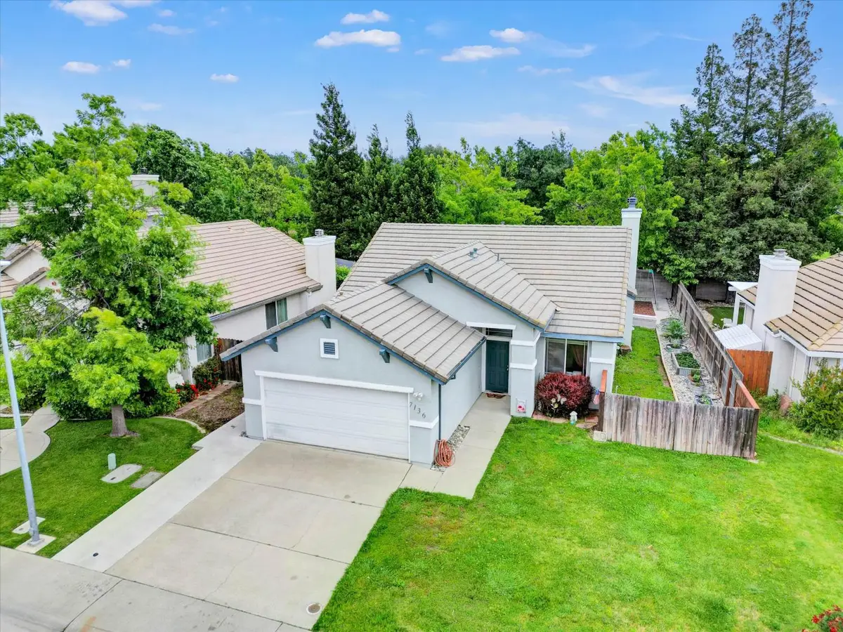 7136 Ryan Taylor Way, Citrus Heights, CA 95621 - #1