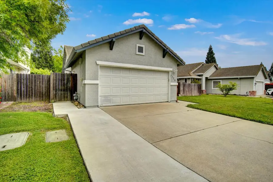 7136 Ryan Taylor Way, Citrus Heights, CA 95621 - #3