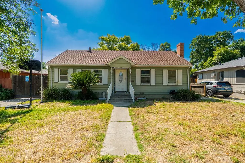 405 Santa Barbara Avenue, Modesto, CA 95354 - #1