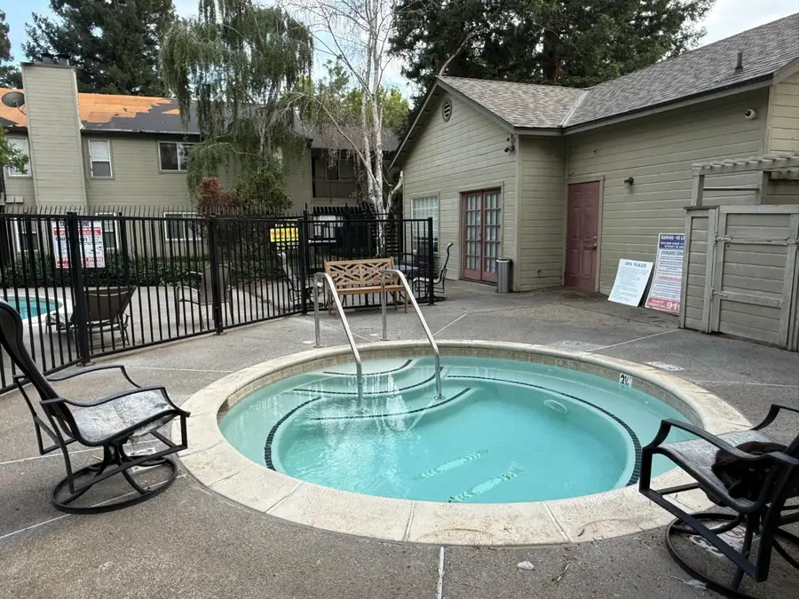 9127 Newhall Drive #37, Sacramento, CA 95826 - #2