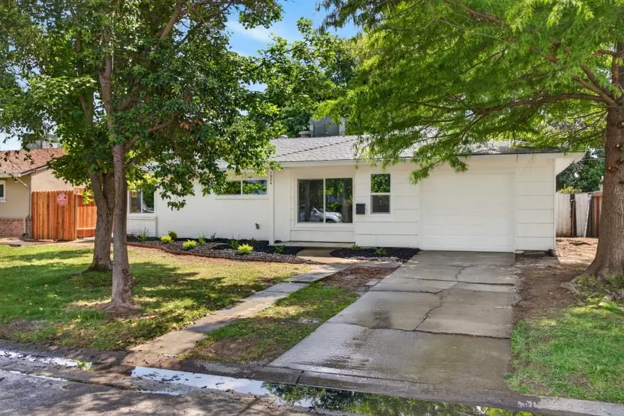 1924 Edwin, Sacramento, CA 95815 - #2