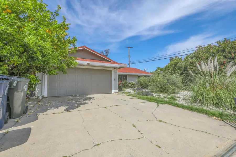 2065 Niantic Way, Sacramento, CA 95822 - #3
