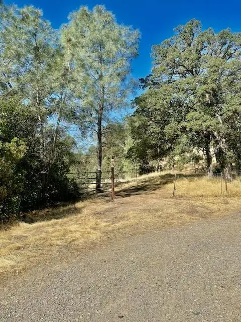 6883 Navajo Point, Corning, CA 96021 - #3