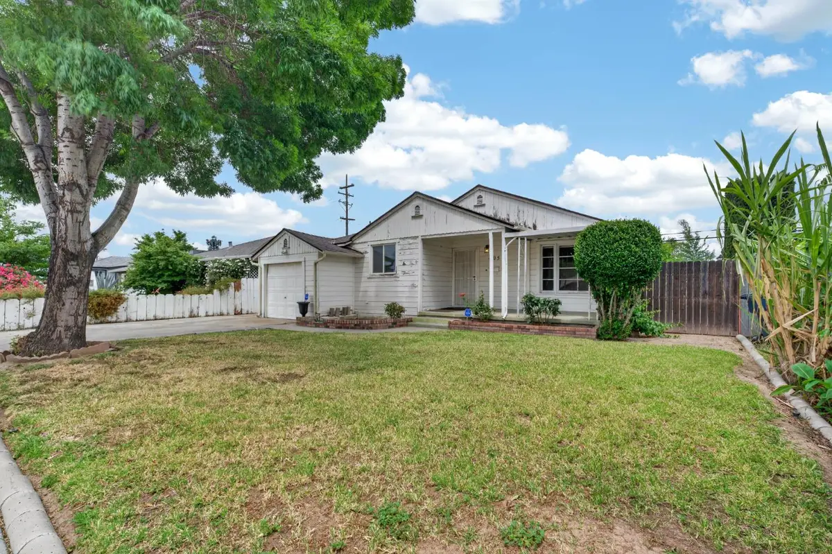 405 W 23rd, Tracy, CA 95376 - #1
