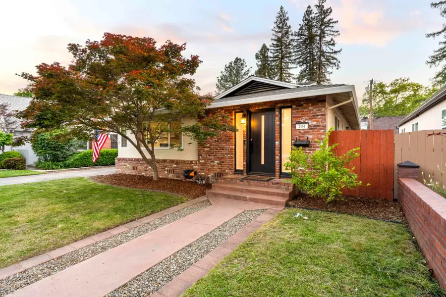 104 Columbia Avenue, Roseville, CA 95678 - #2