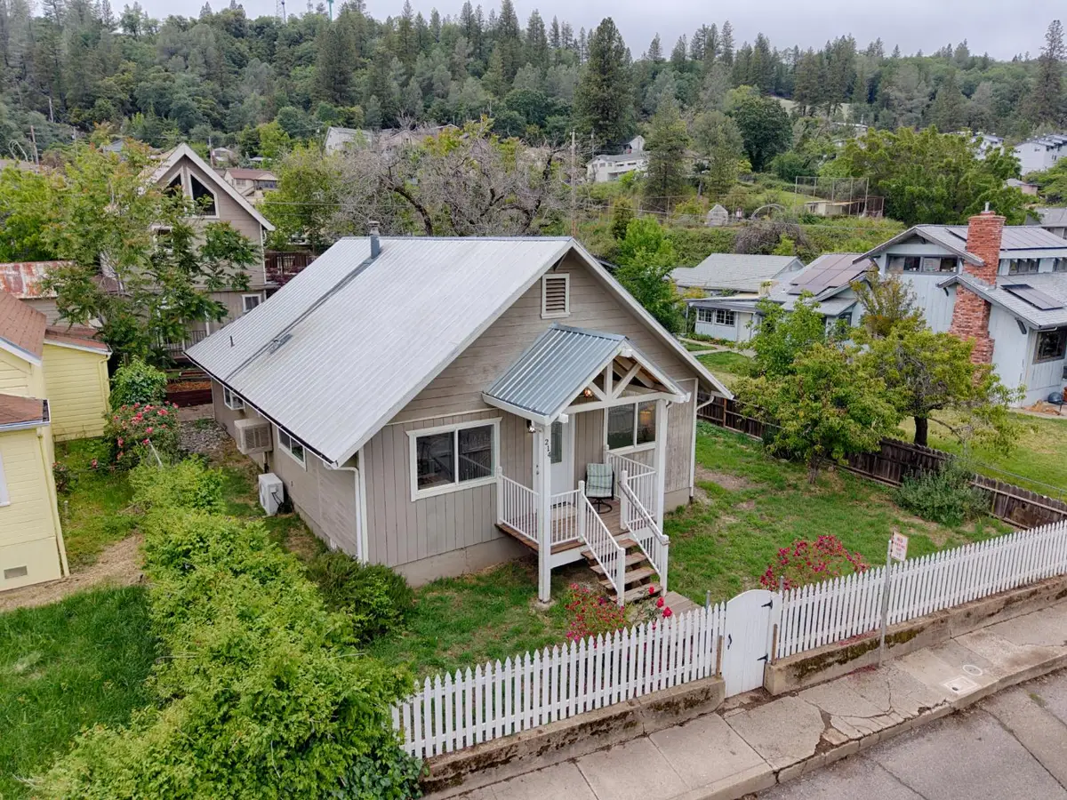 214 N Main Street, Colfax, CA 95713 - #1