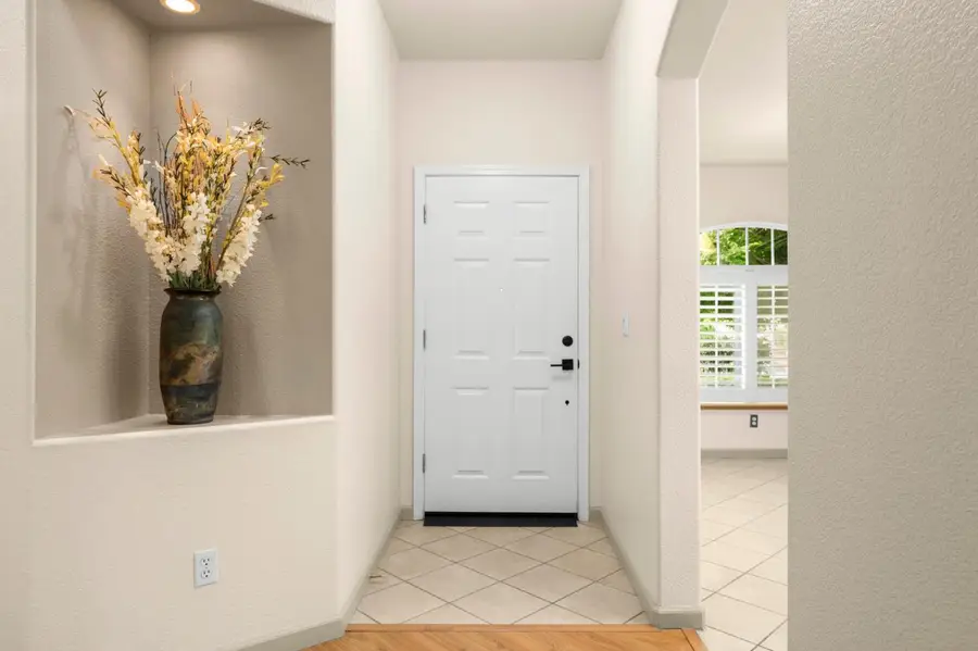 112 Gilded Rock Circle, Folsom, CA 95630 - #3