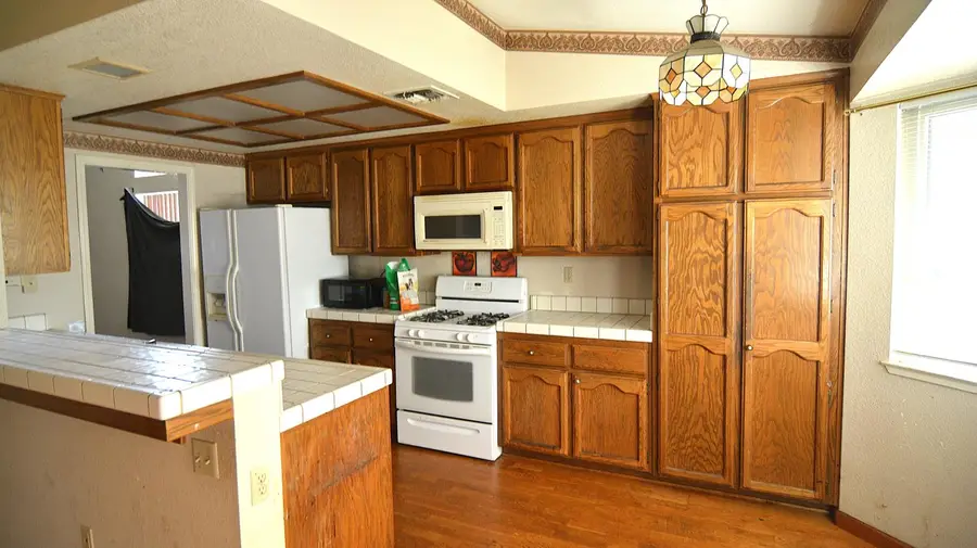 5320 Applehurst Way, Elk Grove, CA 95758 - #2