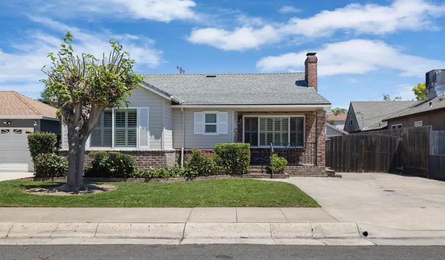 918 S Lee Avenue, Lodi, CA 95240 - #2
