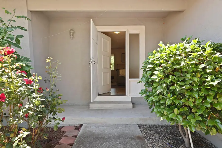 1118 Fallbrook Drive, Stockton, CA 95210 - #3