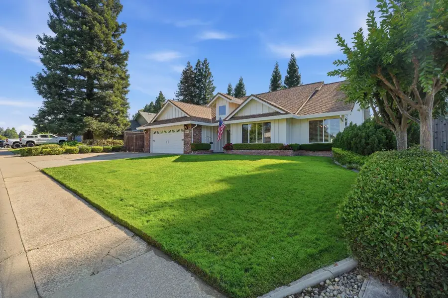 1304 Ridgecrest Way, Roseville, CA 95661 - #3