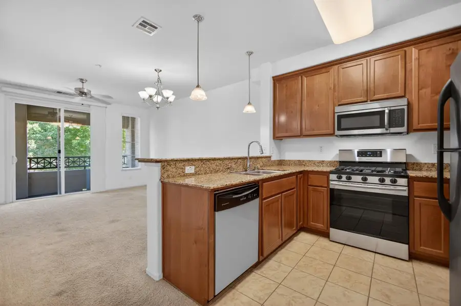 2001 Club Center Drive #8126, Sacramento, CA 95835 - #2