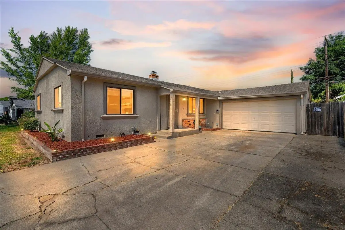 7517 Circle Parkway, Sacramento, CA 95823 - #1