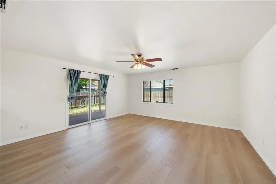 7517 Circle Parkway, Sacramento, CA 95823 - #3