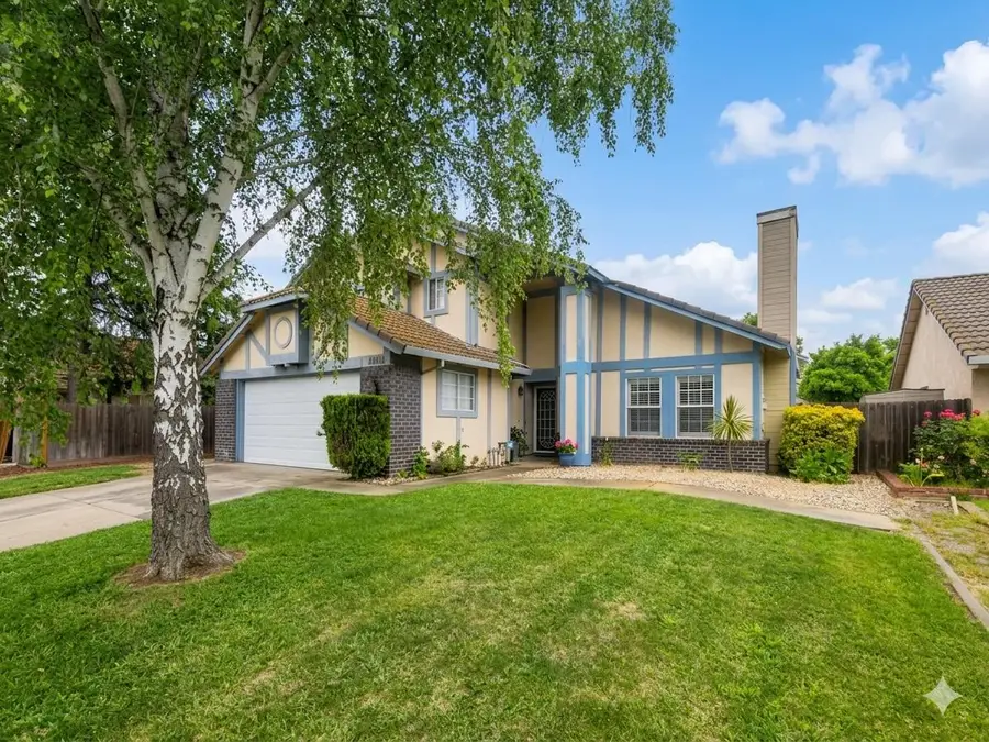 8558 Carlin Avenue, Sacramento, CA 95823 - #2