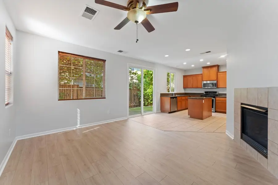 301 Candela Circle, Sacramento, CA 95835 - #3