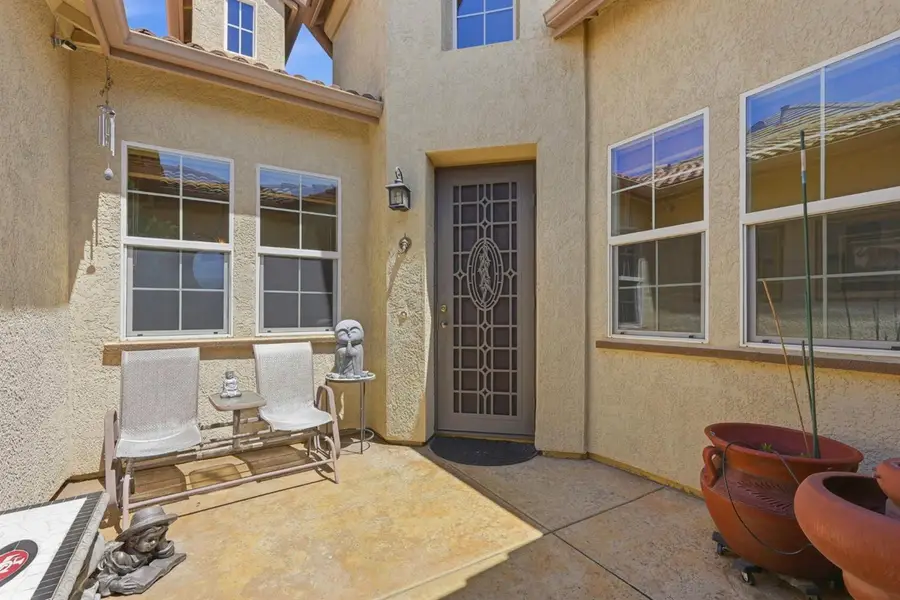 6817 Vilamoura Way, Elk Grove, CA 95757 - #3