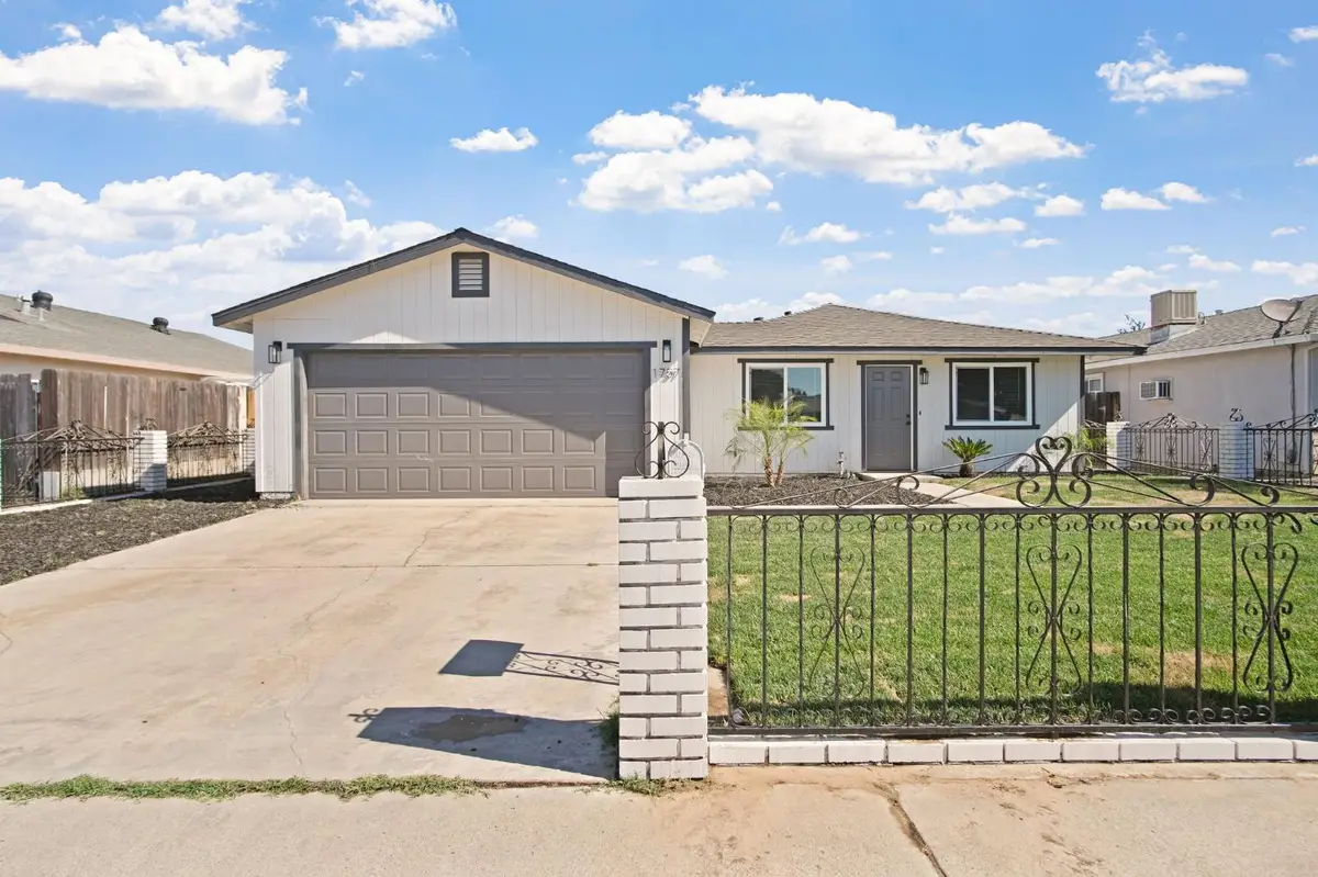 1757 Hickory Avenue, Livingston, CA 95334 - #1