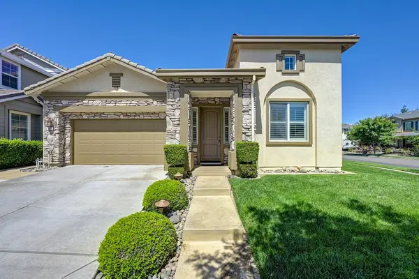 562 Stetson Drive, Oakdale, CA 95361
