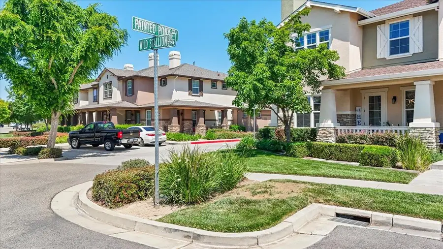561 Wild Stallion Drive #151, Oakdale, CA 95361 - #3