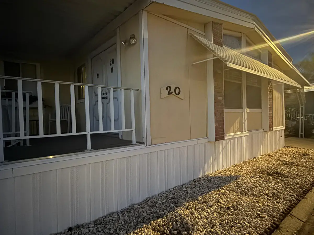 20 Pina, Sacramento, CA 95828 - #1