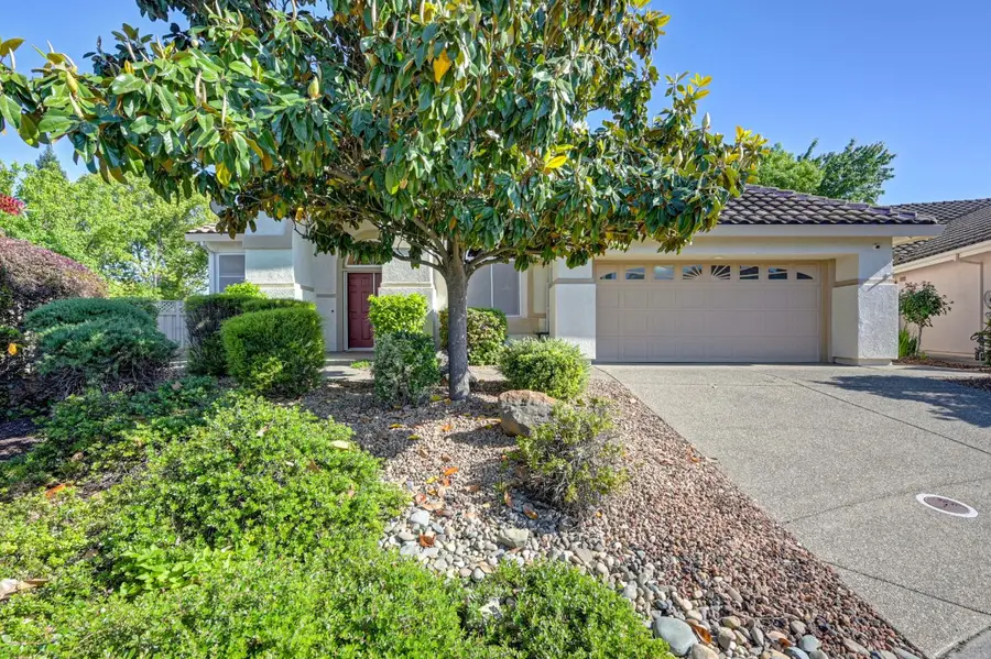 325 Roundhill Court, Roseville, CA 95747 - #2