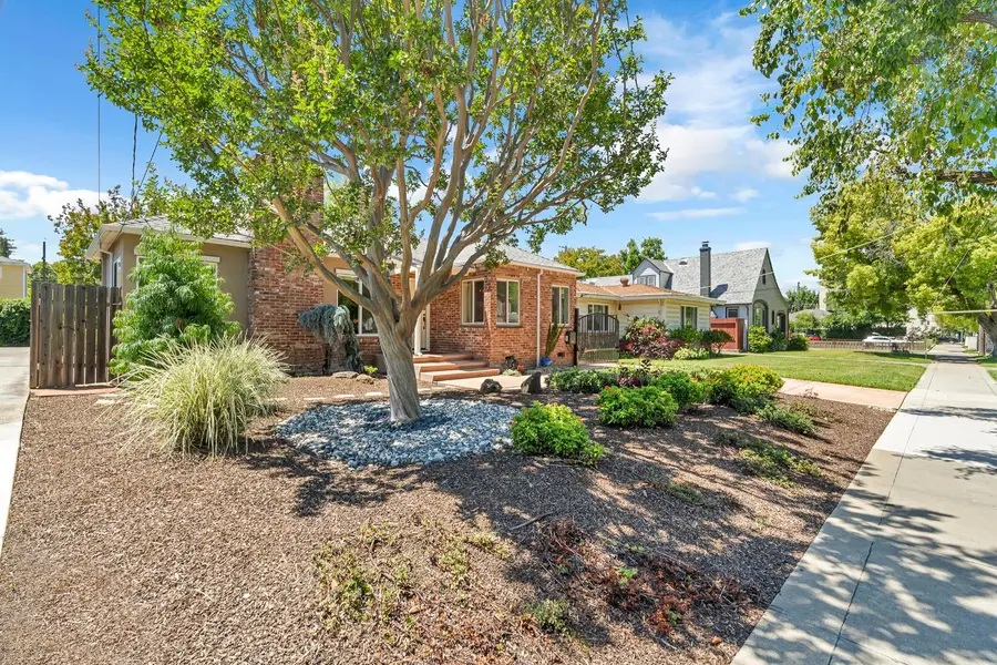 5200 J Street, Sacramento, CA 95819 - #2