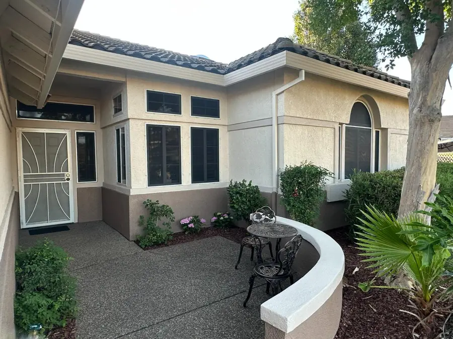 216 Mustang Ct, Roseville, CA 95747 - #2