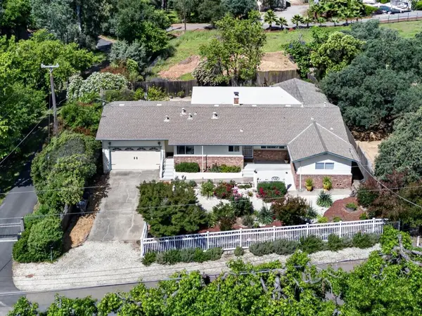 8133 E Peerless Avenue, Orangevale, CA 95662