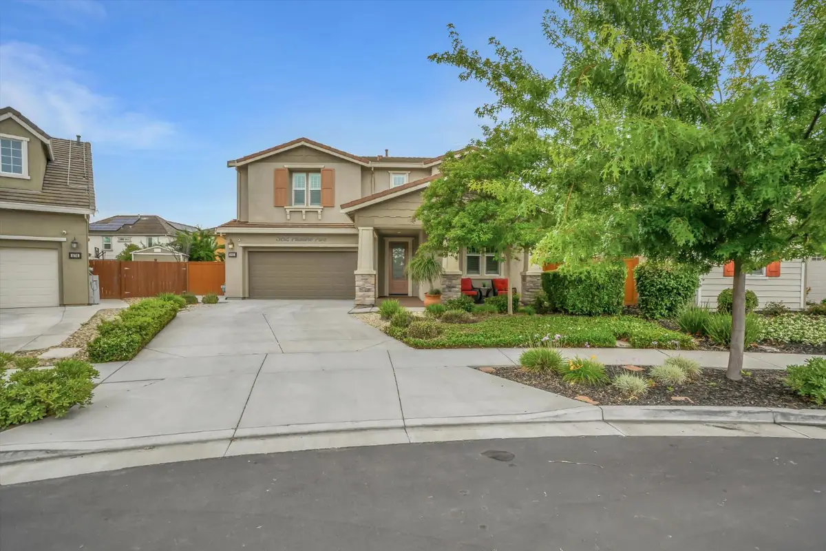 582 Pasture Avenue, Lathrop, CA 95330 - #1