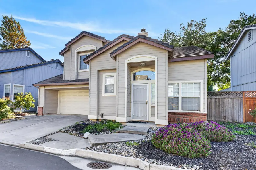 9572 S Coast Lane, Elk Grove, CA 95758 - #2