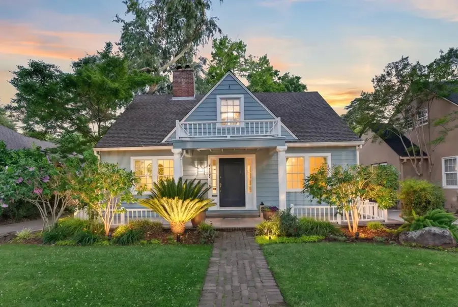 2702 Donner Way, Sacramento, CA 95818 - #2